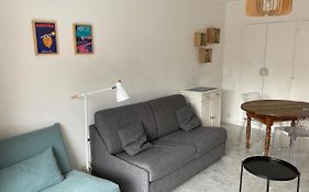 Studio Climatise Et Piscine En Bord De Mer